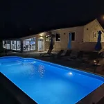 Сasa de vacaciones Family Friendly House With A Swimming Pool Stupin Celine, - 18194