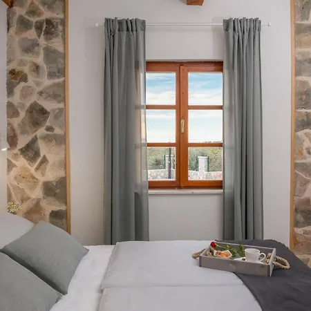 Family Friendly House With A Swimming Pool Stupin Celine, - 18194