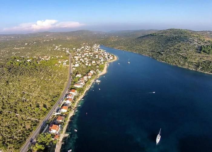 Family Friendly House With A Swimming Pool Stupin Celine, - 18194 רוגוזניצה